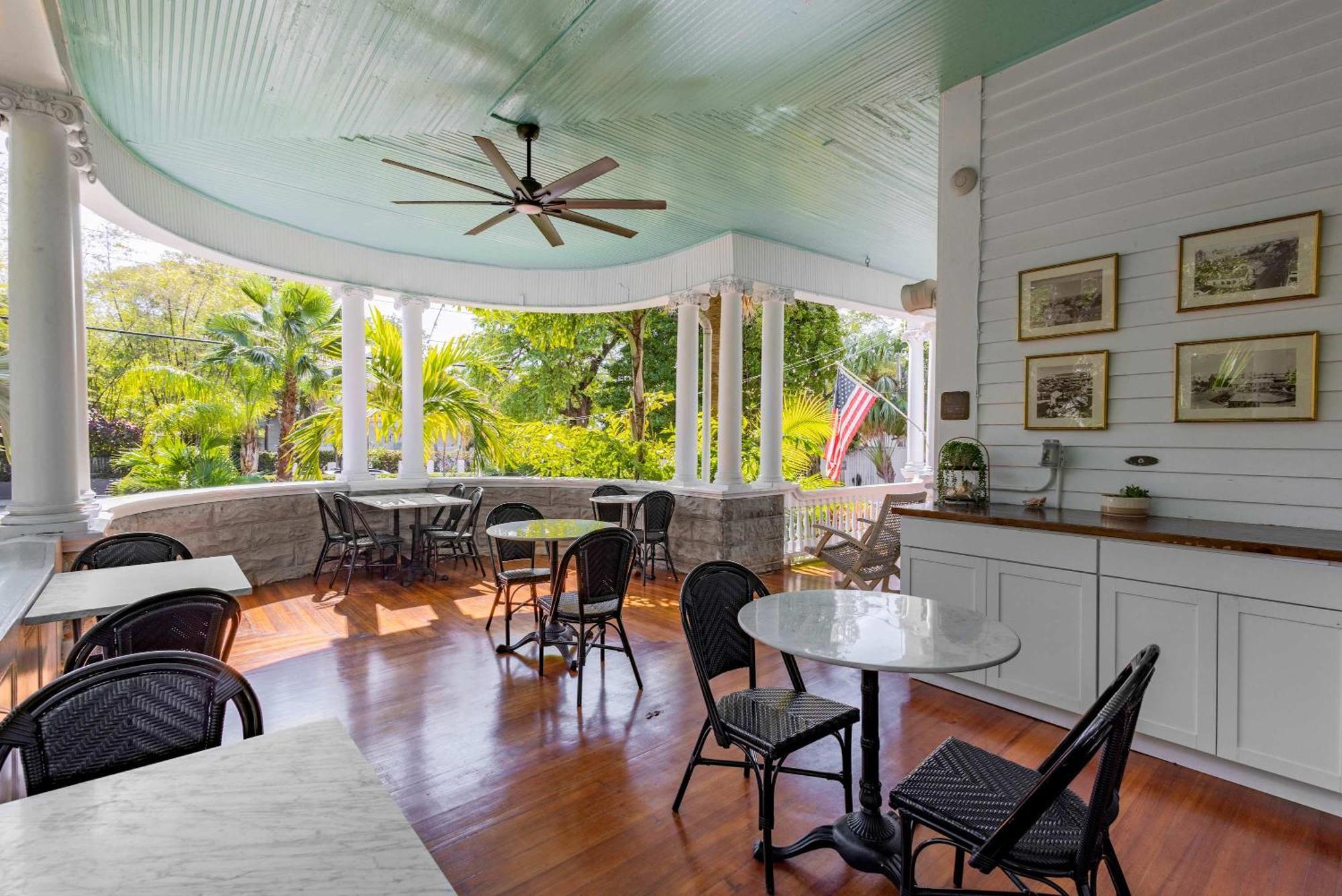 Deluxe Queen At The Curry Mansion - Parking & Heated Pool! Key West Extérieur photo